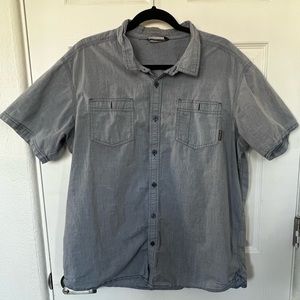 Columbia Men’s XL Short Sleeved Chambray Casual Button Down